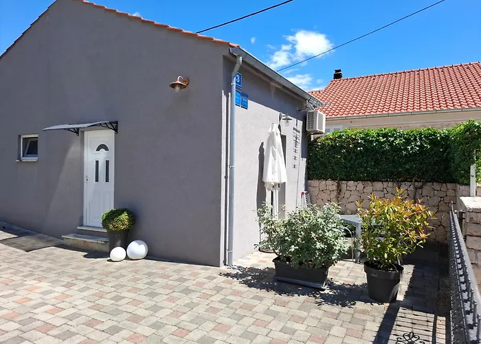 Holiday Home Don