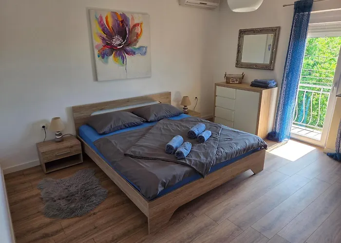 Holiday Home Sunset Azzurro With Heated Pool And Free Private Parking