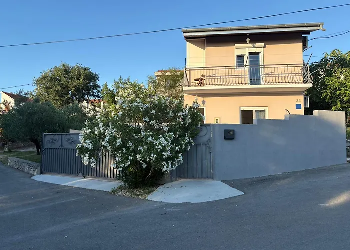 Holiday Home Sunset Azzurro With Heated Pool And Free Private Parking
